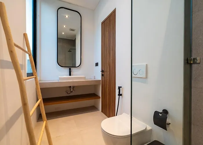 El Agua - Plot 9
